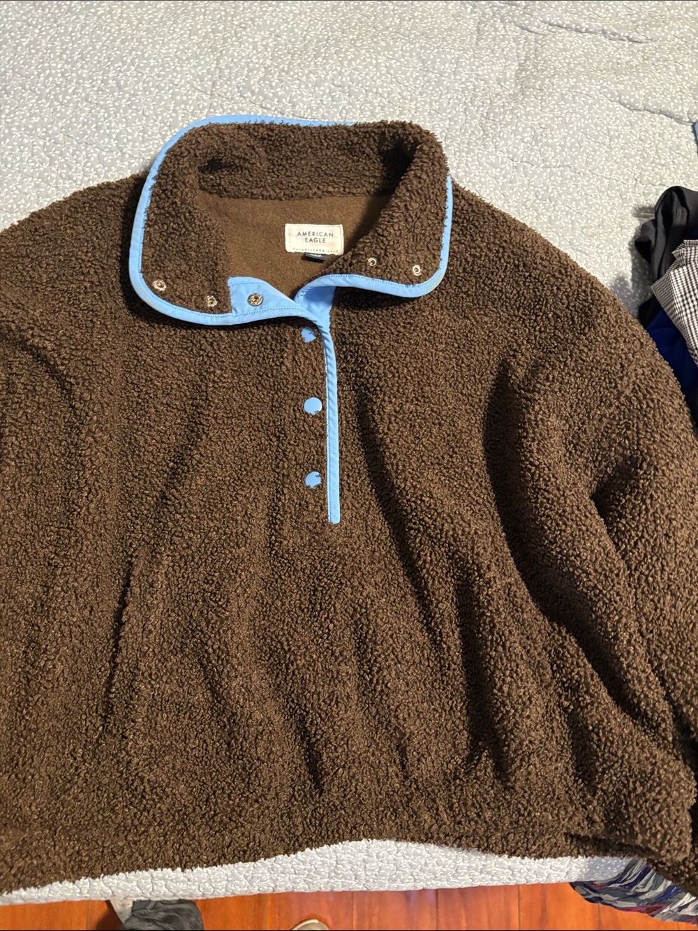 American Eagle Outfitters Brown Sherpa Pullover with Light Blue Trim